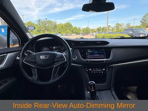 Used 2023 Cadillac XT5 Sportv AWD/4WD image 9