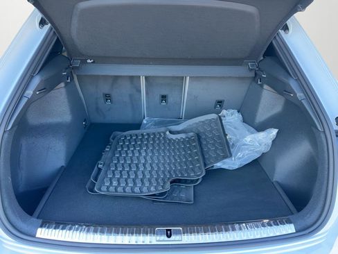 Used 2025 Audi Q3 2.0T Premium w/ Black Optic Sport Package image 51