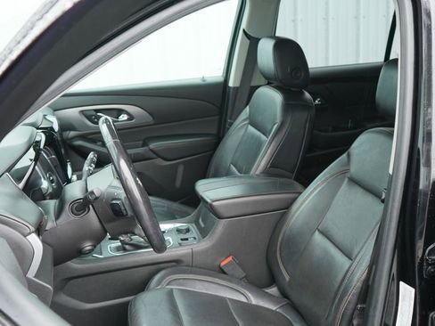 Used 2018 Chevrolet Traverse Premier w/ Redline Edition AWD/4WD image 10