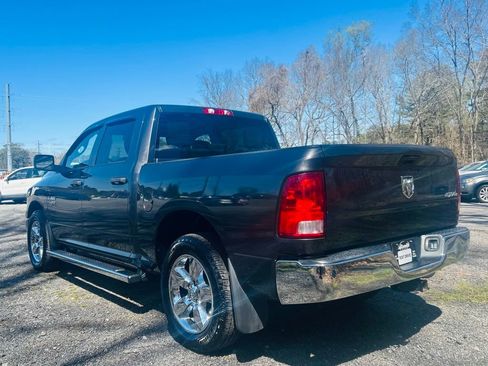 Used 2019 RAM 1500 Tradesman w/ Tradesman SXT Package image 4