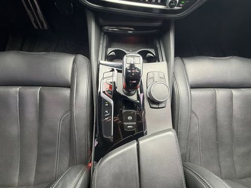 Used 2022 BMW M5 w/ Competition Package AWD/4WD image 11
