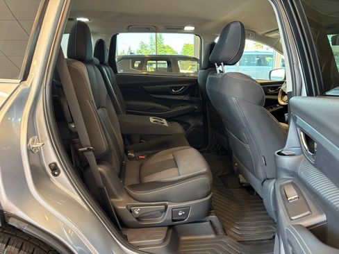 Used 2023 Subaru Ascent Premium w/ Convenience Package AWD/4WD image 31