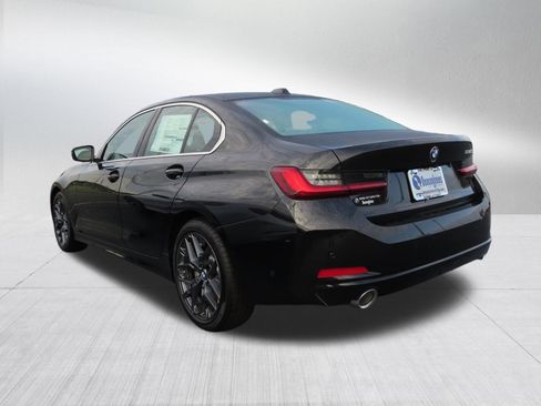 New 2025 BMW 330i Sedan w/ Convenience Package image 5