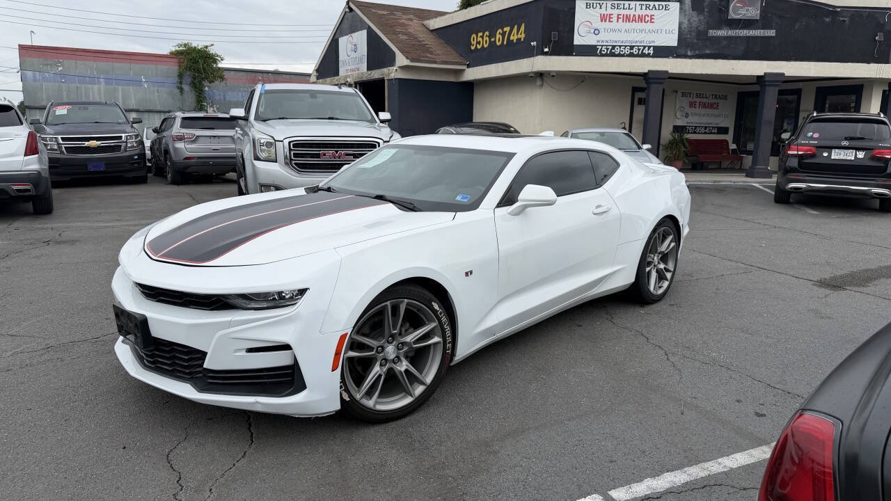 Used 2021 Chevrolet Camaro LT w/ RS Package RWD image 1