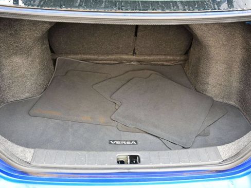 Used 2017 Nissan Versa SV FWD image 26