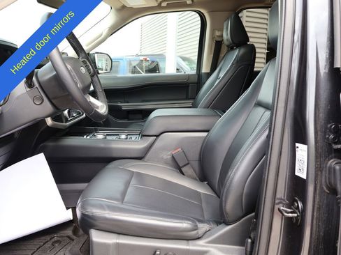 Used 2022 Ford Expedition XLT AWD/4WD image 25