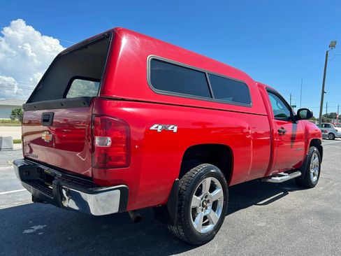 Used 2011 Chevrolet Silverado 1500 W/T image 7