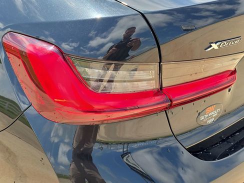Used 2022 BMW 330i xDrive Sedan AWD/4WD image 34