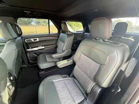 Used 2023 Ford Explorer Timberline AWD/4WD image 32