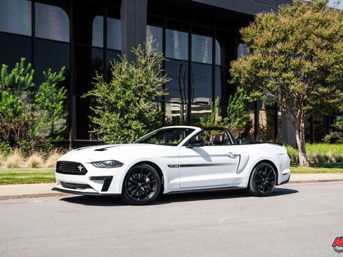 Used 2019 Ford Mustang GT Premium w/ Equipment Group 401A image 15