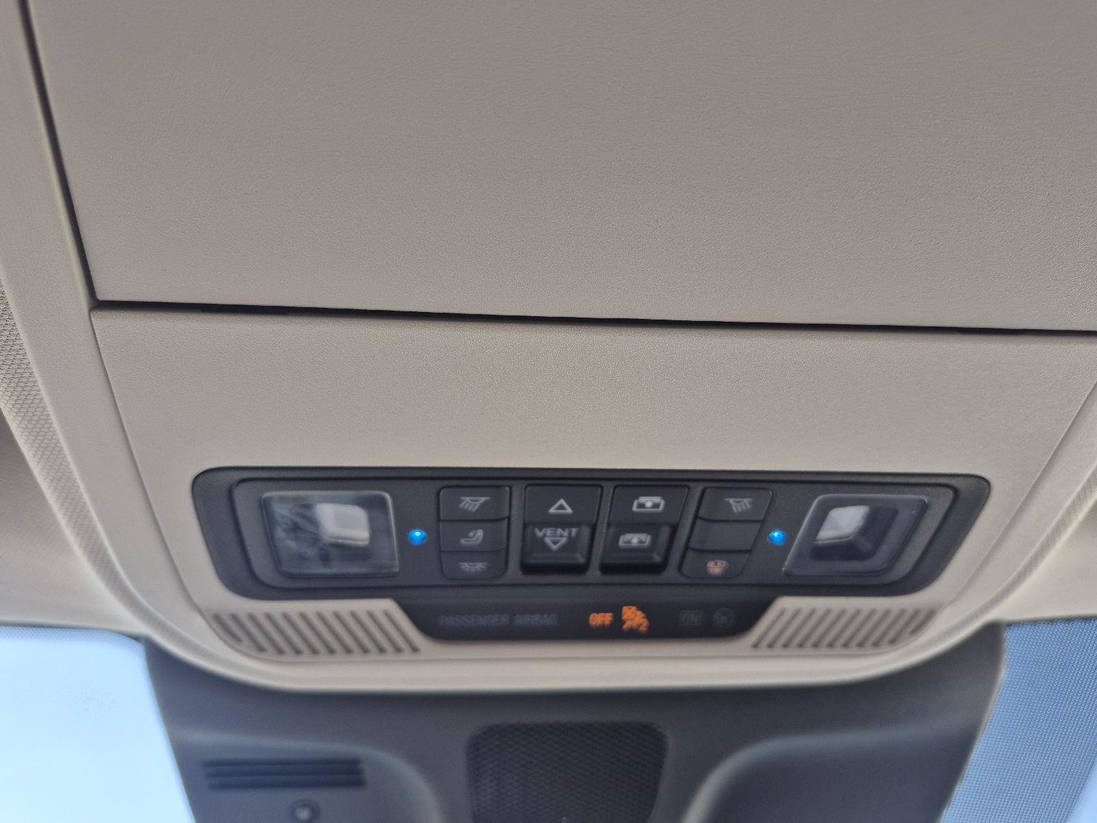 Used 2025 Ford Expedition Active RWD image 10
