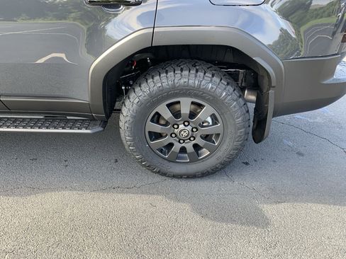 New 2024 Toyota Land Cruiser image 10