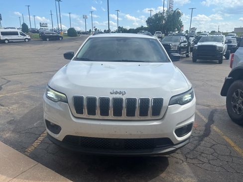 Used 2022 Jeep Cherokee Latitude Lux AWD/4WD image 13