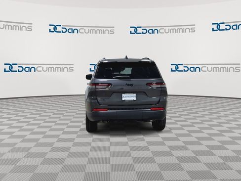 New 2026 Jeep Grand Cherokee L 4WD image 8
