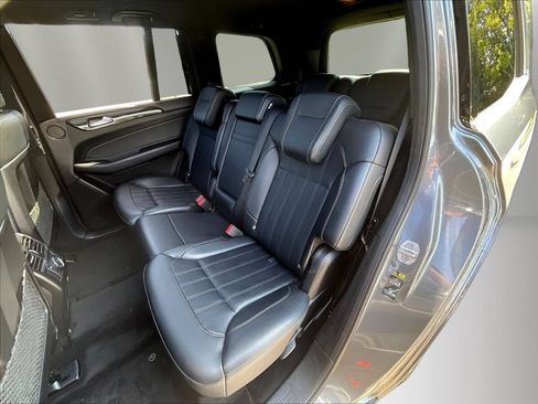 Used 2019 Mercedes-Benz GLS 450 4MATIC image 23