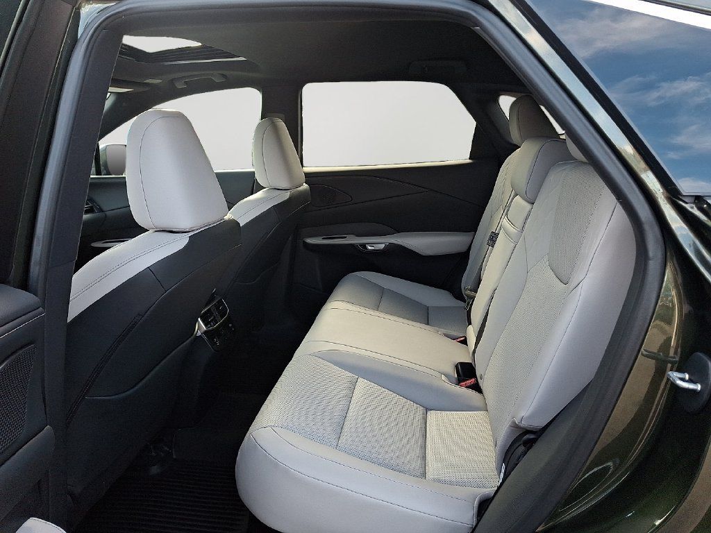 Used 2026 Lexus RX 350 Premium w/ All Season Protection Package AWD/4WD image 8