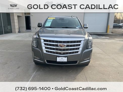 Used 2020 Cadillac Escalade Luxury w/ LPO, Radiant Package image 5