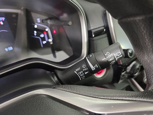 Used 2019 Honda CR-V EX image 31