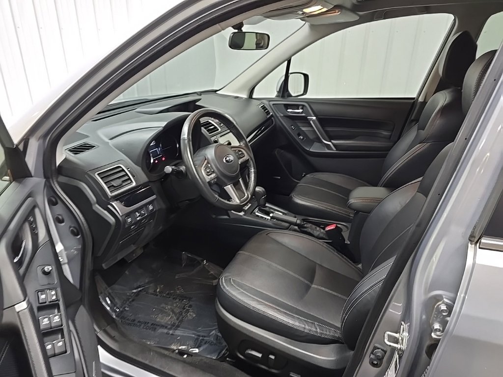 Used 2017 Subaru Forester 2.5i Touring AWD/4WD image 29