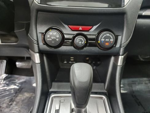 Used 2019 Subaru Forester Premium w/ All-Weather Package AWD/4WD image 20