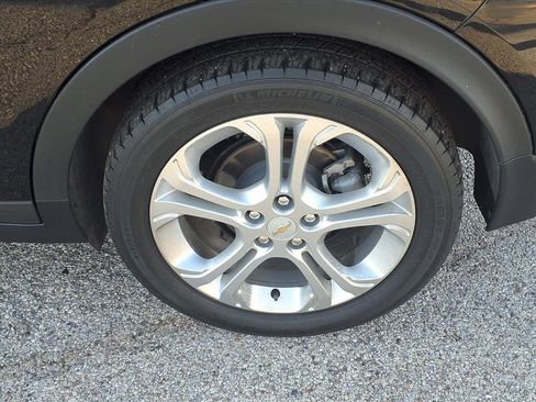 Used 2021 Chevrolet Bolt LT image 25