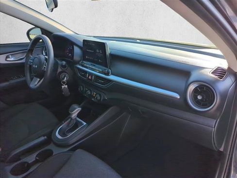 Used 2023 Kia Forte LX FWD image 26