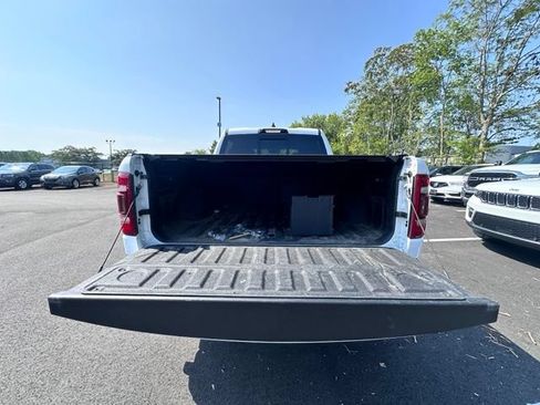 Used 2022 RAM 1500 Limited AWD/4WD image 16