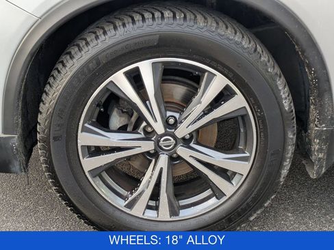 Used 2017 Nissan Rogue SL w/ SL Premium Package image 11