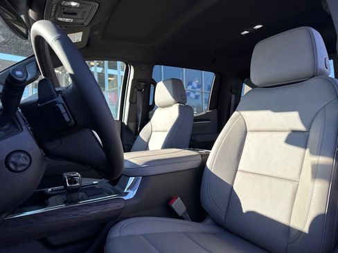 New 2025 GMC Sierra 1500 SLT w/ SLT Premium Plus Package image 13