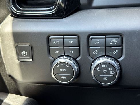 New 2026 GMC Sierra 1500 AT4X w/ AT4X AEV Edition AWD/4WD image 16