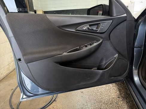 Certified 2019 Chevrolet Malibu LS FWD image 13