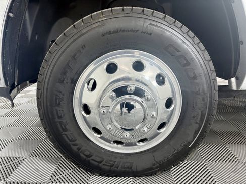 Used 2018 RAM 3500 Laramie image 9