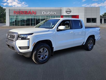 New 2026 Nissan Frontier SV