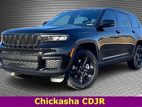 New 2025 Jeep Grand Cherokee L Altitude image 1