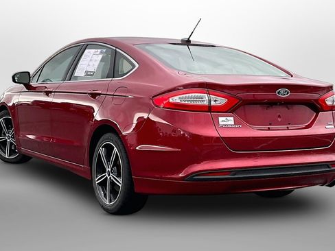 Used 2014 Ford Fusion SE w/ Equipment Group 202A FWD image 10