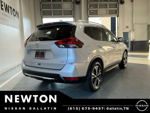 Used 2019 Nissan Rogue SV w/ Sun & Sound Touring Package FWD image 25