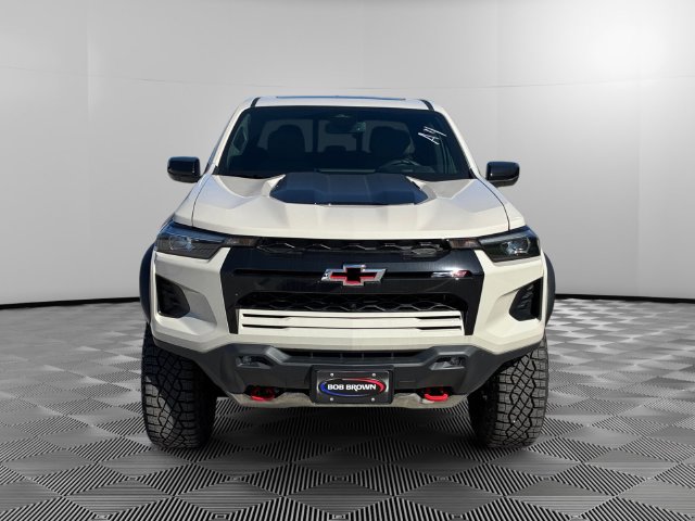 New 2026 Chevrolet Colorado ZR2 w/ Technology Package AWD/4WD image 8