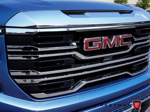 Used 2025 GMC Sierra 1500 Denali AWD/4WD image 17