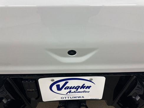 New 2026 GMC Hummer EV 4x4 Crew Cab image 15