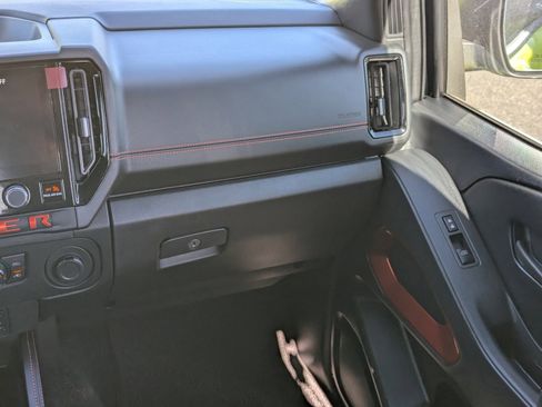 New 2026 Nissan Frontier Pro-X w/ Pro-X Convenience Package image 24