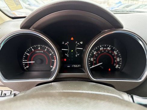Used 2010 Toyota Highlander Limited image 32