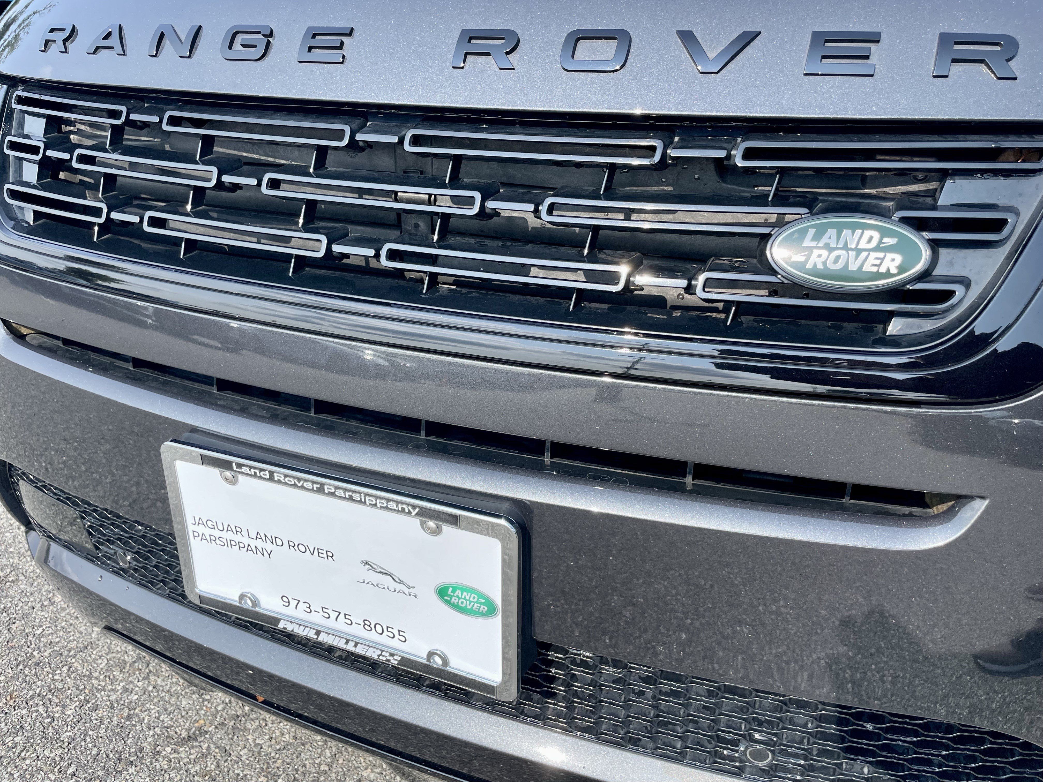 Certified 2025 Land Rover Range Rover Evoque Dynamic SE AWD/4WD image 32
