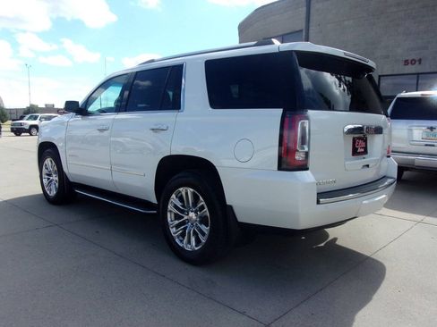 Used 2017 GMC Yukon Denali AWD/4WD image 8