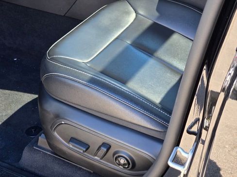 Certified 2024 Jeep Grand Cherokee L Limited image 23