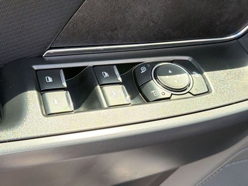 Used 2025 Ford F150 XLT w/ Equipment Group 301A Standard image 13