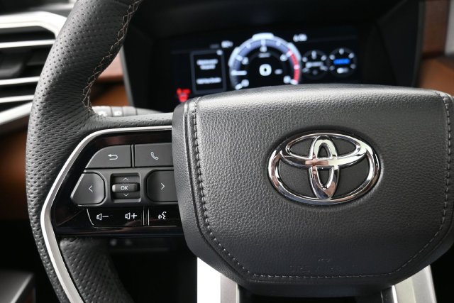Used 2025 Toyota Sequoia 1794 Edition AWD/4WD image 28