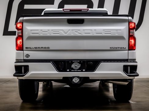 Used 2026 Chevrolet Silverado 1500 Custom RWD image 11
