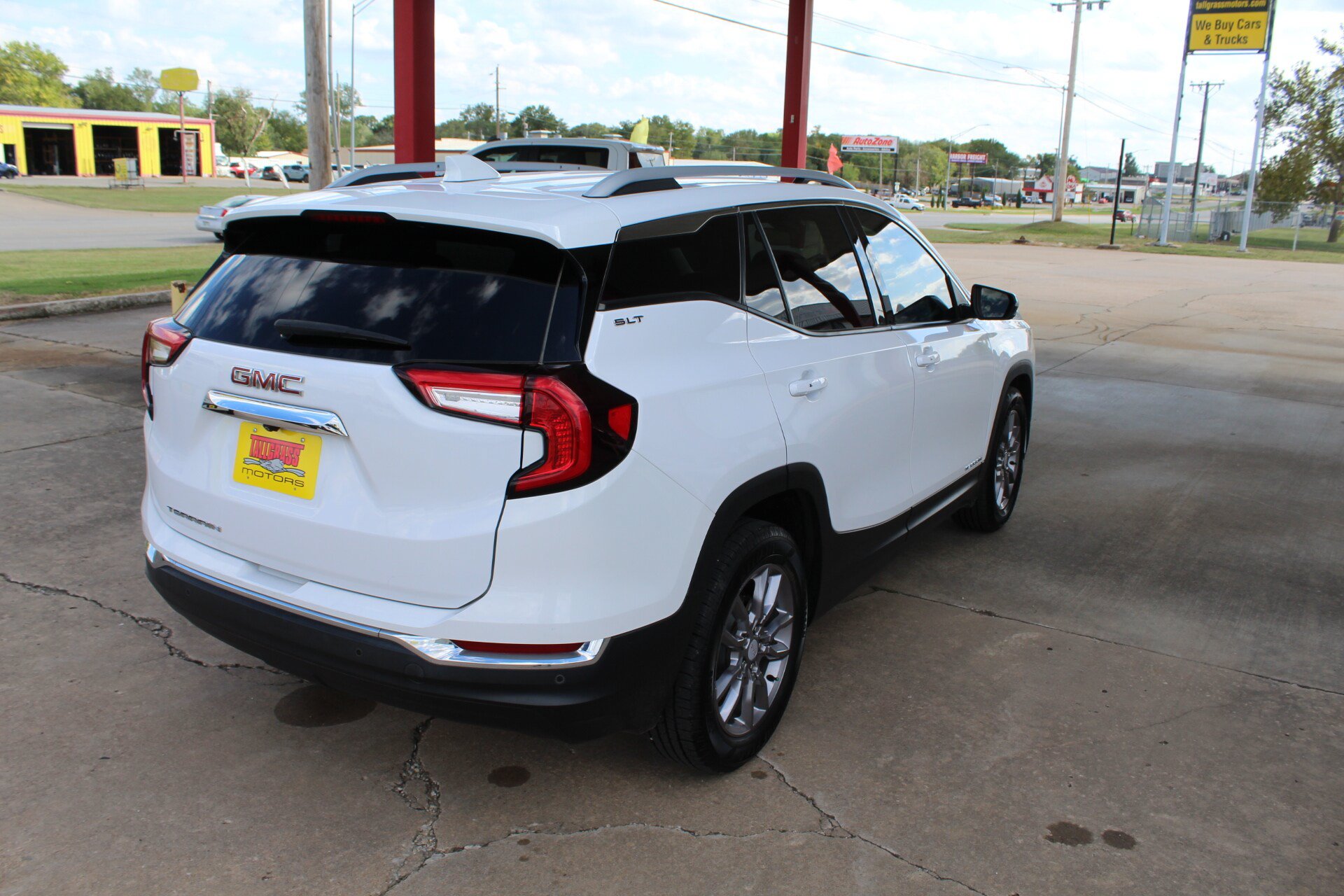Used 2022 GMC Terrain SLT w/ Tech Package FWD image 51