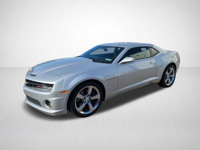 Used 2010 Chevrolet Camaro SS w/ RS Package RWD image 6