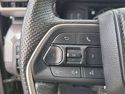 Used 2024 Toyota Tacoma SR5 image 5